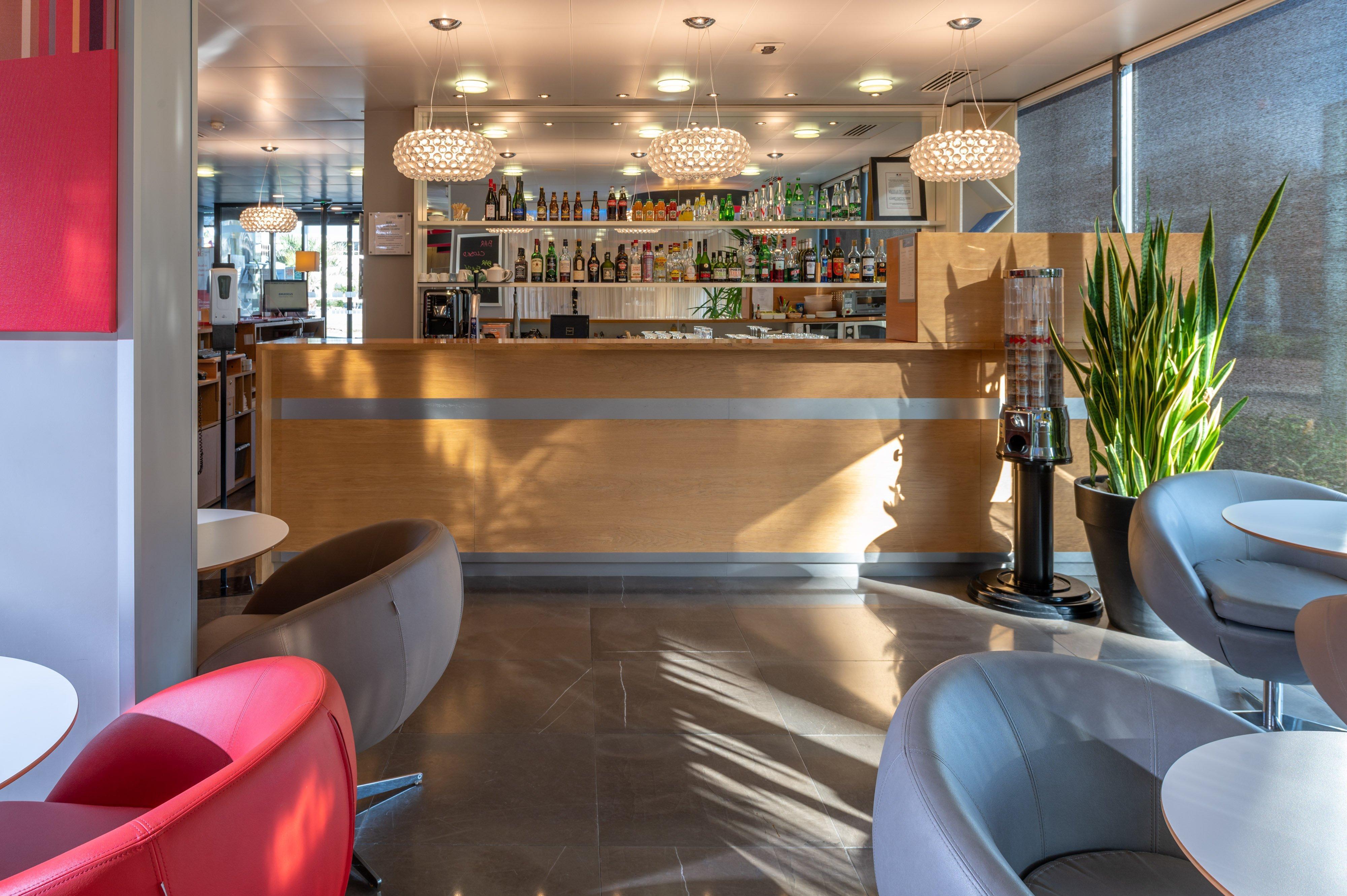 Holiday Inn Express Saint-Nazaire By Ihg Esterno foto