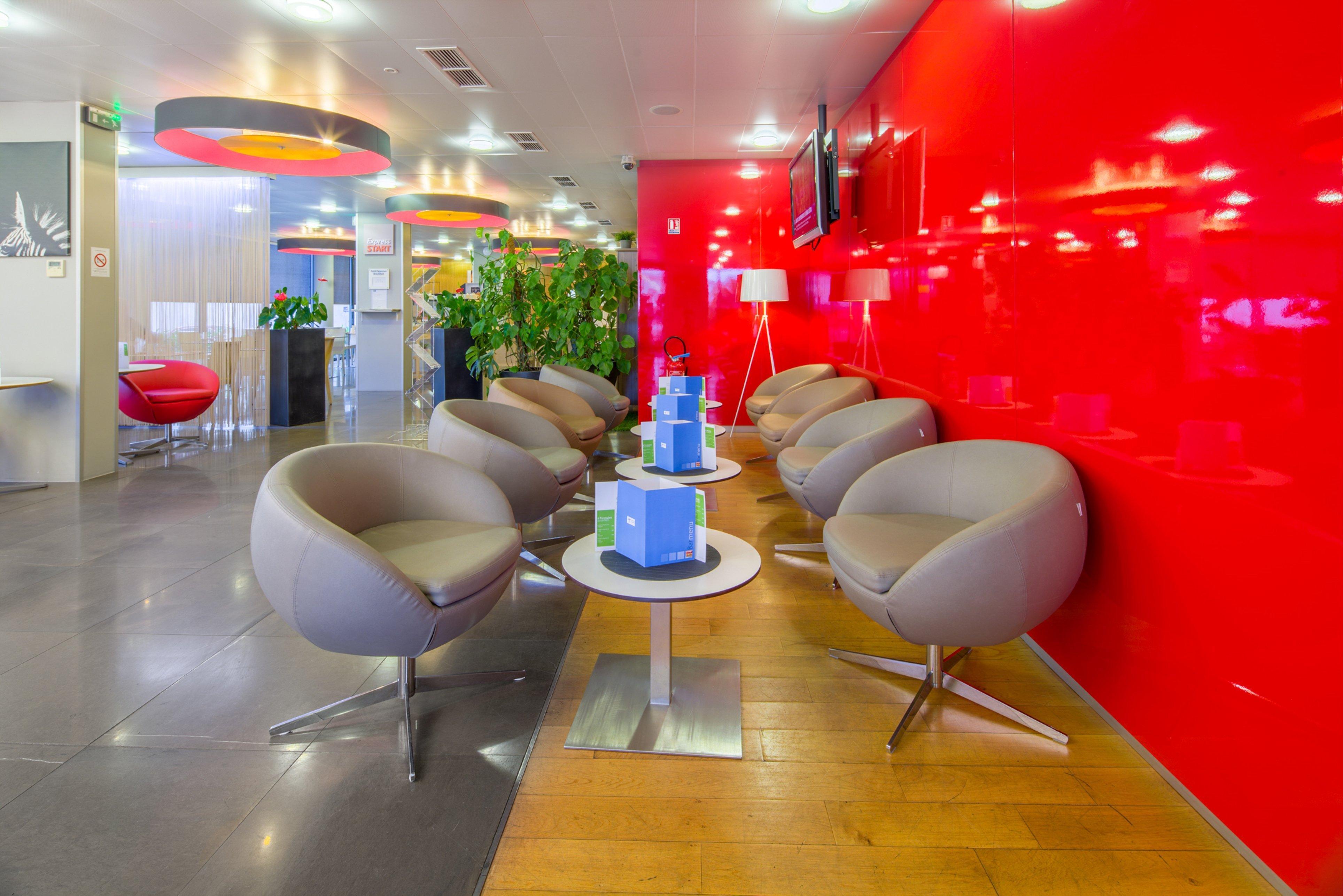 Holiday Inn Express Saint-Nazaire By Ihg Esterno foto