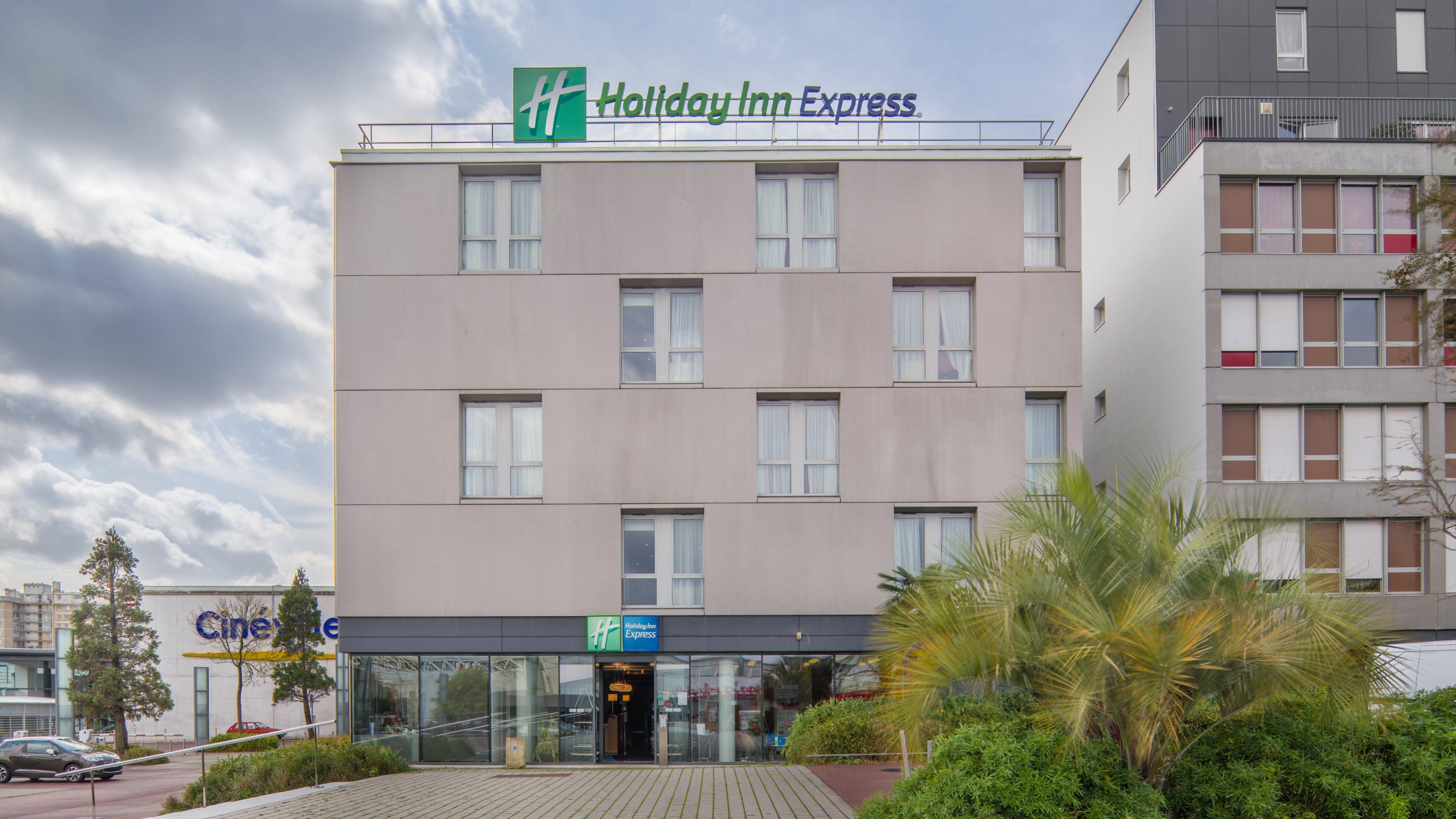 Holiday Inn Express Saint-Nazaire By Ihg Esterno foto