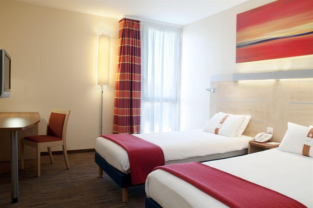 Holiday Inn Express Saint-Nazaire By Ihg Camera foto