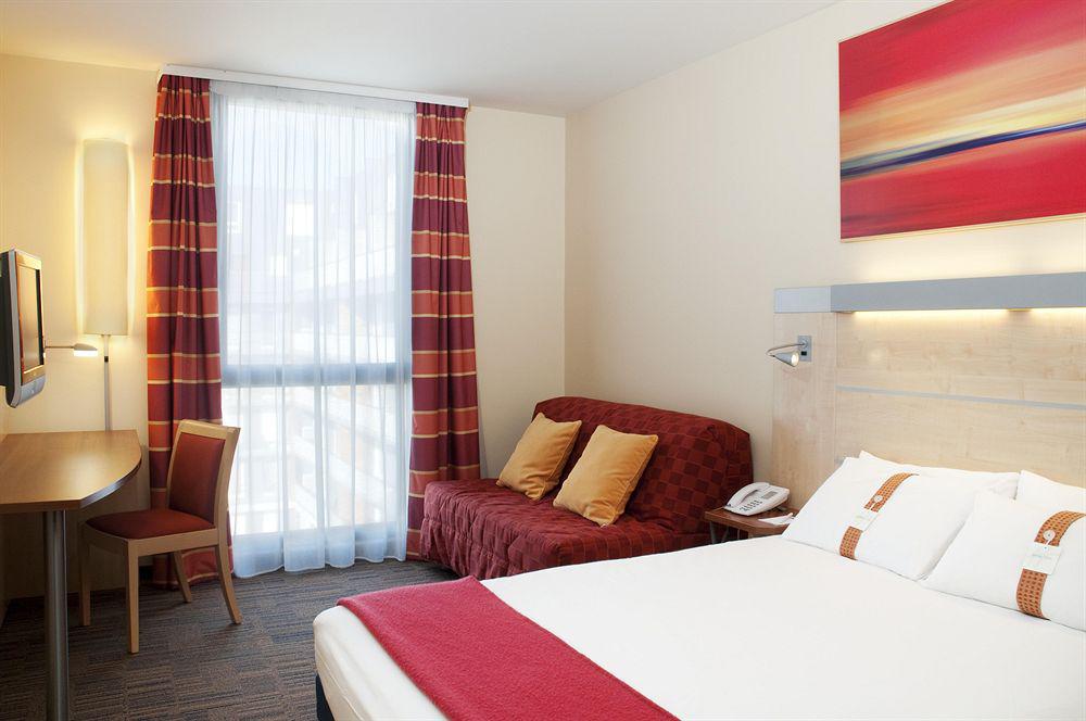 Holiday Inn Express Saint-Nazaire By Ihg Esterno foto